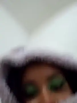 Liily Foxxy online show from 04-07-26, 10:39