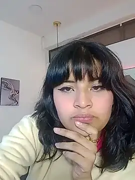Liily Foxxy online show from 06-19-26, 10:54