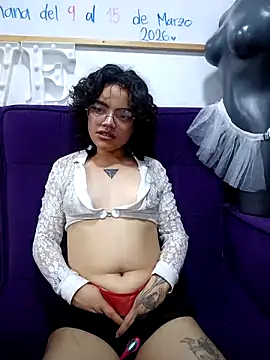 Kittylatina  online show from 03-12-26, 05:45