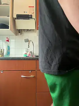 maniackle online show from 06-16-26, 04:56