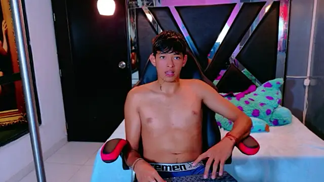 Tigger Collins online show from 03-17-26, 10:24