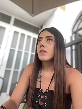 Electra Pinkk online show from 04-18-26, 01:46