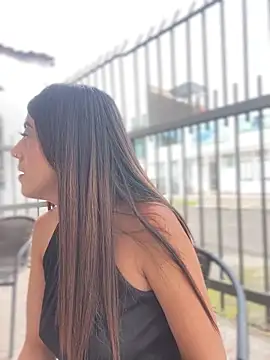 Electra Pinkk online show from 04-08-26, 01:34