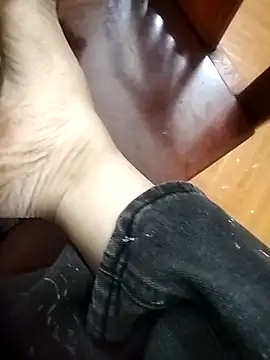 Amanda  ena- online show from 04-24-26, 03:19