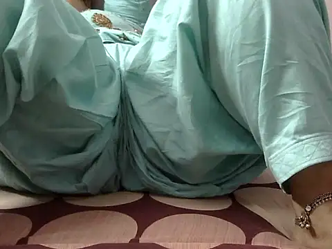 HouseWife4466 online show from 04-10-26, 07:26