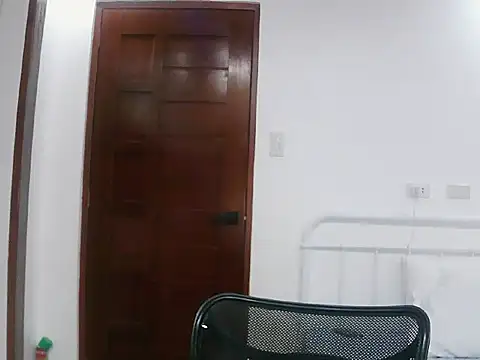 sexiesteyess online show from 04-26-26, 12:52