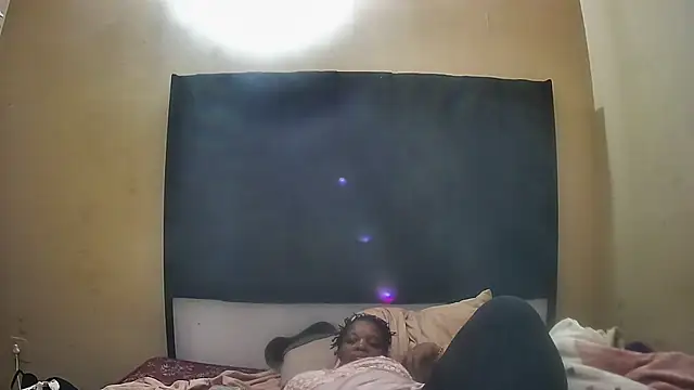Snapshot of JoycyQueen chatting on 05-22-26, 02:48 JoycyQueen online show from 05-22-26, 02:48