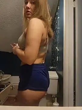 NicolePearl online show from 03-12-26, 11:53