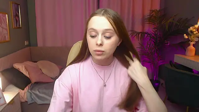 Megg Ryan online show from 04-08-26, 02:18