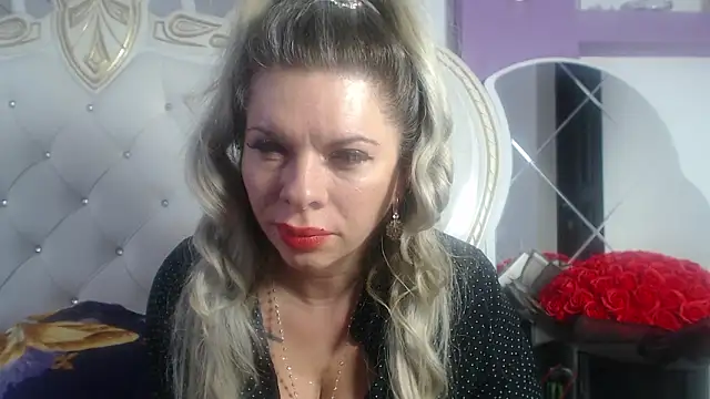 ElinaSwift online show from 03-25-26, 10:25