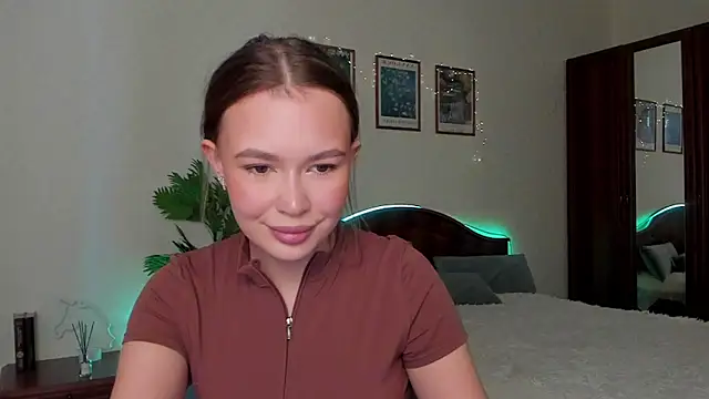 kittiangel00 online show from 03-18-26, 12:19