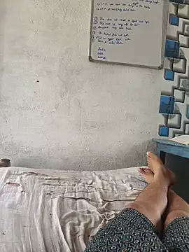 Desii rockstarr online show from 05-17-26, 04:23