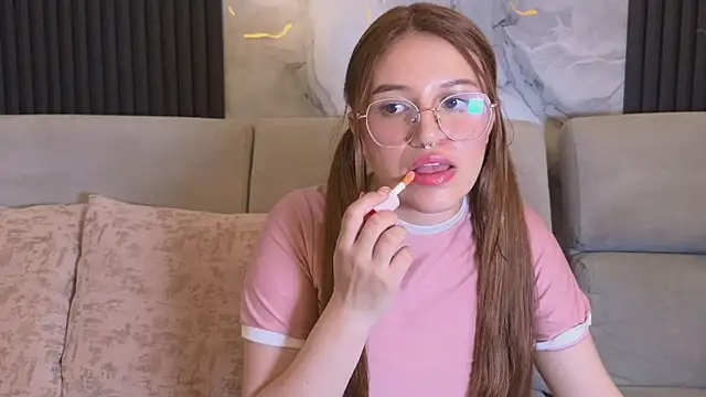 megan vg online show from 04-11-26, 07:56