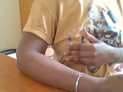 melaninebony2 online show from 03-21-26, 06:47