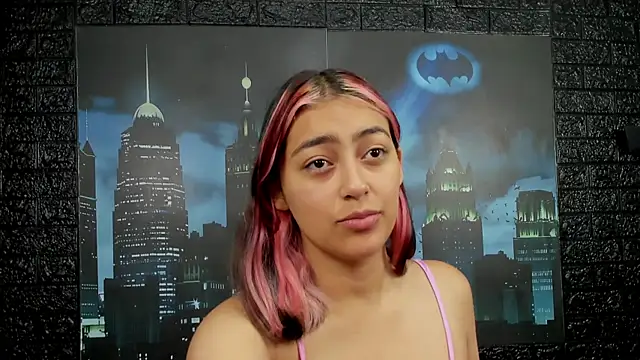 PinkyyPieee  online show from 04-14-26, 01:05