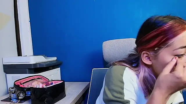 PinkyyPieee  online show from 03-16-26, 11:03