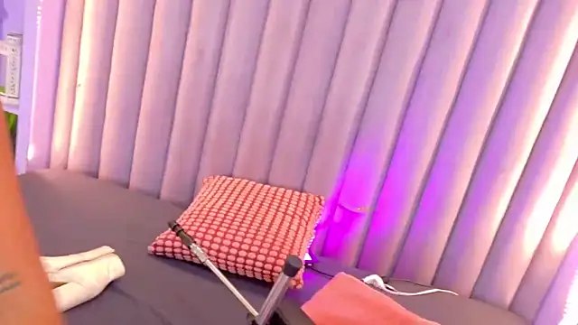 Meganlove   online show from 06-15-26, 01:39