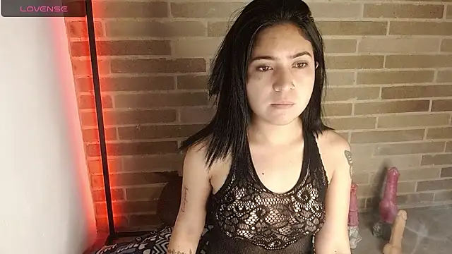sweet-little online show from 05-17-26, 12:27