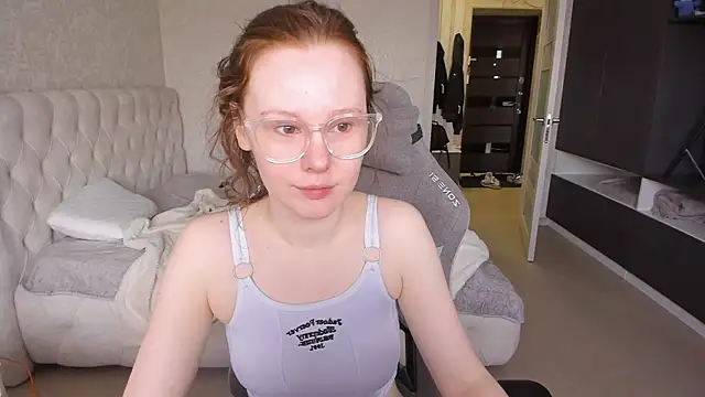 NikiCozy online show from 05-02-26, 01:11