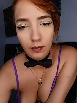 Snapshot of valeriee2 chatting on 04-05-26, 01:56 valeriee2 online show from 04-05-26, 01:56