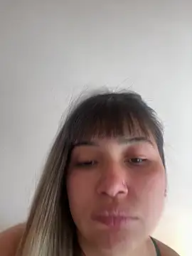 miicbebita online show from 05-12-26, 02:01