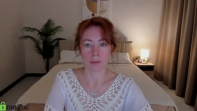 Snapshot of LeticiaRomano chatting on 05-24-26, 04:01 LeticiaRomano online show from 05-24-26, 04:01