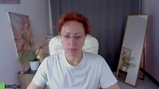 LeticiaRomano online show from 04-11-26, 03:58
