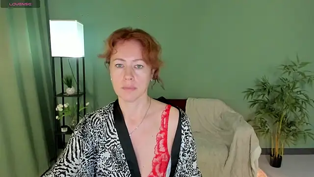 LeticiaRomano online show from 07-07-26, 07:23