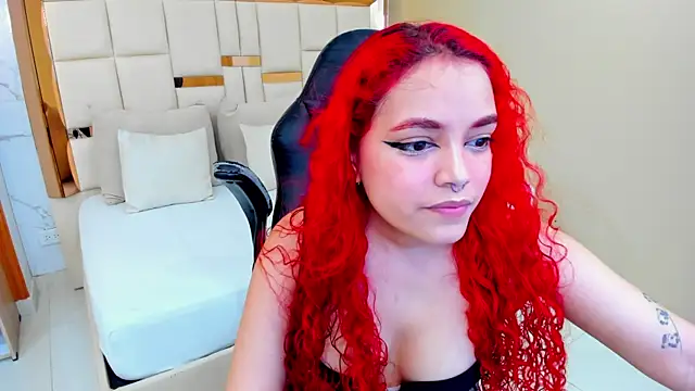 luna veega online show from 07-24-26, 04:36