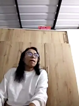 HOT LATINA20 online show from 03-19-26, 02:55