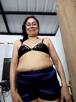 HOT LATINA20 online show from 03-27-26, 03:37