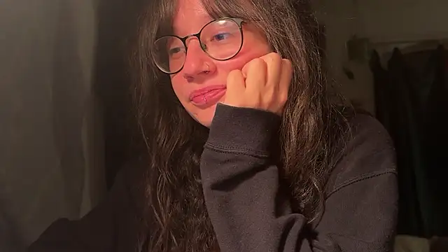 nyxo  online show from 03-25-26, 10:19