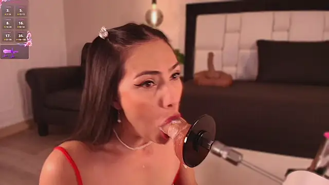 Mia gag  online show from 05-14-26, 11:29