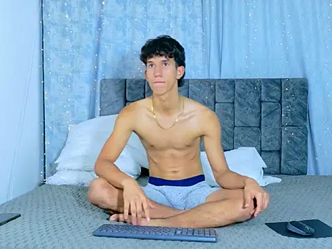 Thiago salazar online show from 03-11-26, 06:13