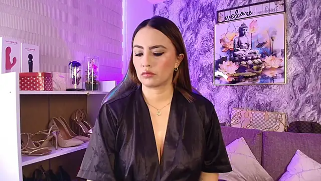 Katalina Alvarezz online show from 05-05-26, 05:05