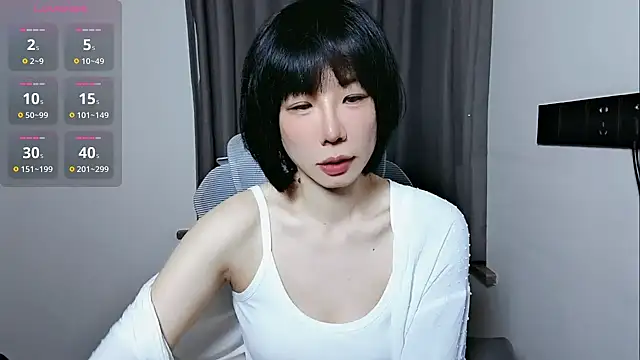 lin lin 520 520 online show from 04-17-26, 04:10