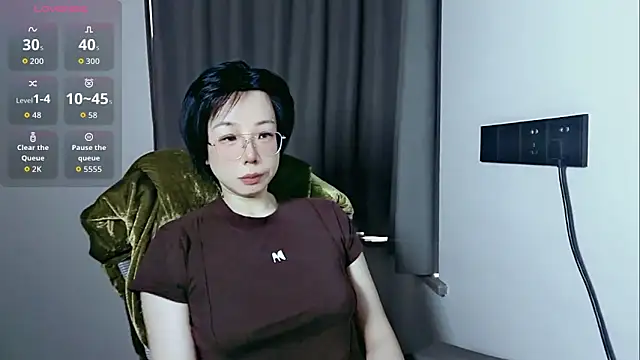 lin lin 520 520 online show from 05-19-26, 04:19