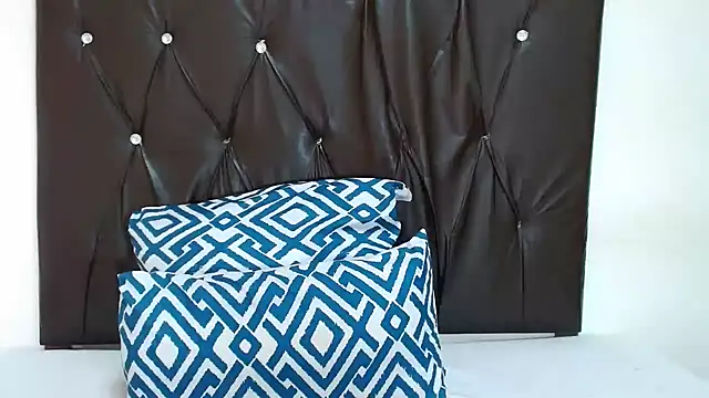 Thickleex22 online show from 05-13-26, 07:15