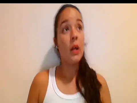 Snapshot of KyongCrumbliss chatting on 03-16-26, 10:34 KyongCrumbliss online show from 03-16-26, 10:34