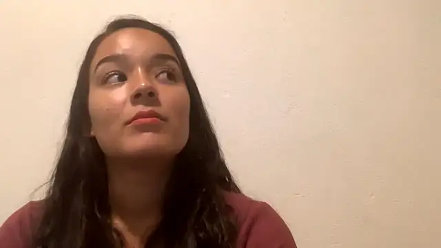 Snapshot of KyongCrumbliss chatting on 03-12-26, 10:47 KyongCrumbliss online show from 03-12-26, 10:47