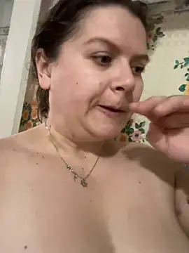 Nenssy555 online show from 04-20-26, 05:36