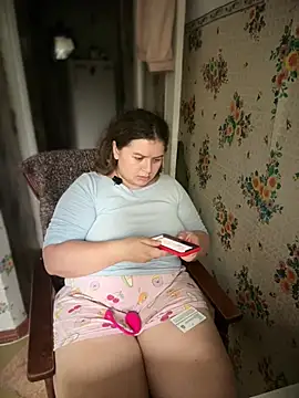 Nenssy555 online show from 07-23-26, 02:24