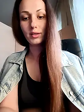LunaCrystall online show from 04-04-26, 04:13