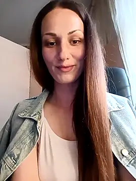 LunaCrystall online show from 04-10-26, 04:14