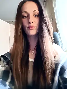 LunaCrystall online show from 04-19-26, 03:35