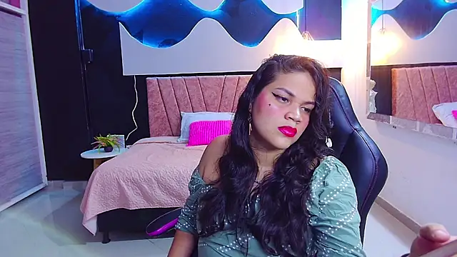 scarlettt  joness online show from 04-24-26, 02:13