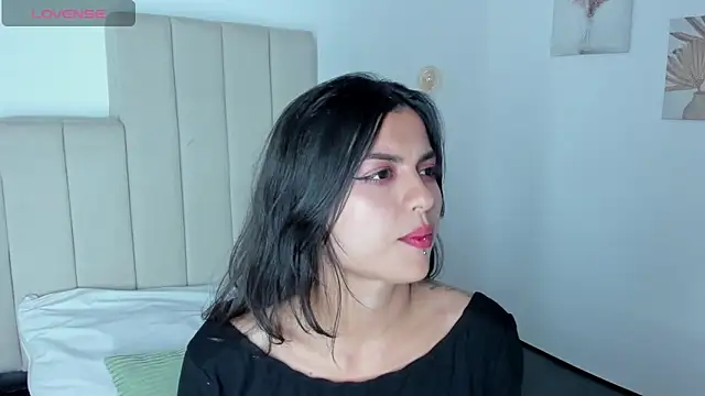Snapshot of Zoee_Kravitz chatting on 05-13-26, 12:17 Zoee Kravitz online show from 05-13-26, 12:17