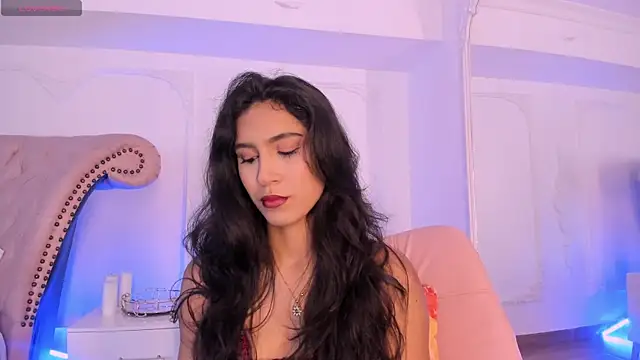 Snapshot of LucianaBlanco_ chatting on 05-15-26, 08:29 LucianaBlanco online show from 05-15-26, 08:29