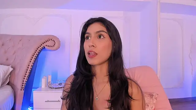Snapshot of LucianaBlanco_ chatting on 05-07-26, 09:07 LucianaBlanco online show from 05-07-26, 09:07