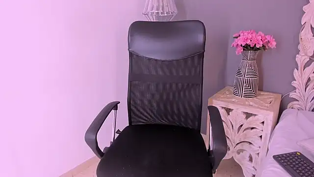 LucianaBlanco  online show from 06-24-26, 01:32